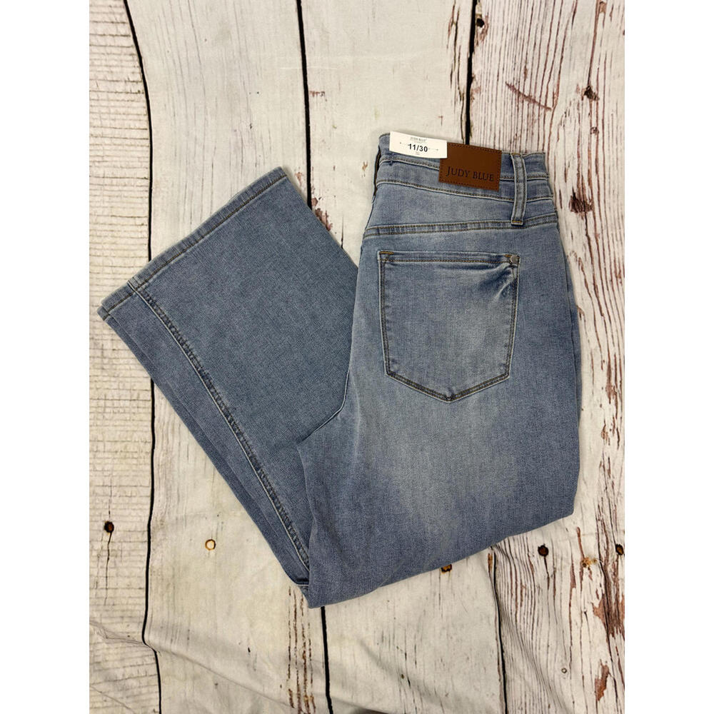 Judy Blue Light Blue Ankle Crop Jeans